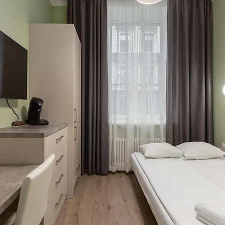 Centre - 5 Min From Old Town Apartment